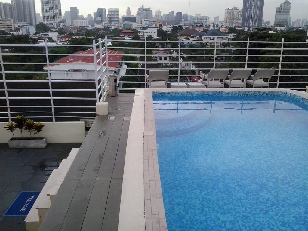 The City At Fifty Bangkok Dış mekan fotoğraf
