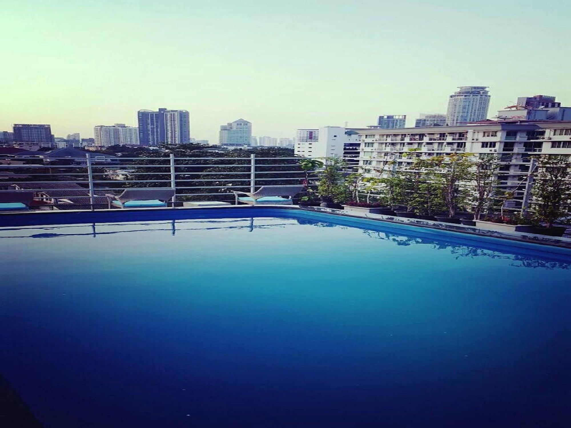 The City At Fifty Bangkok Dış mekan fotoğraf